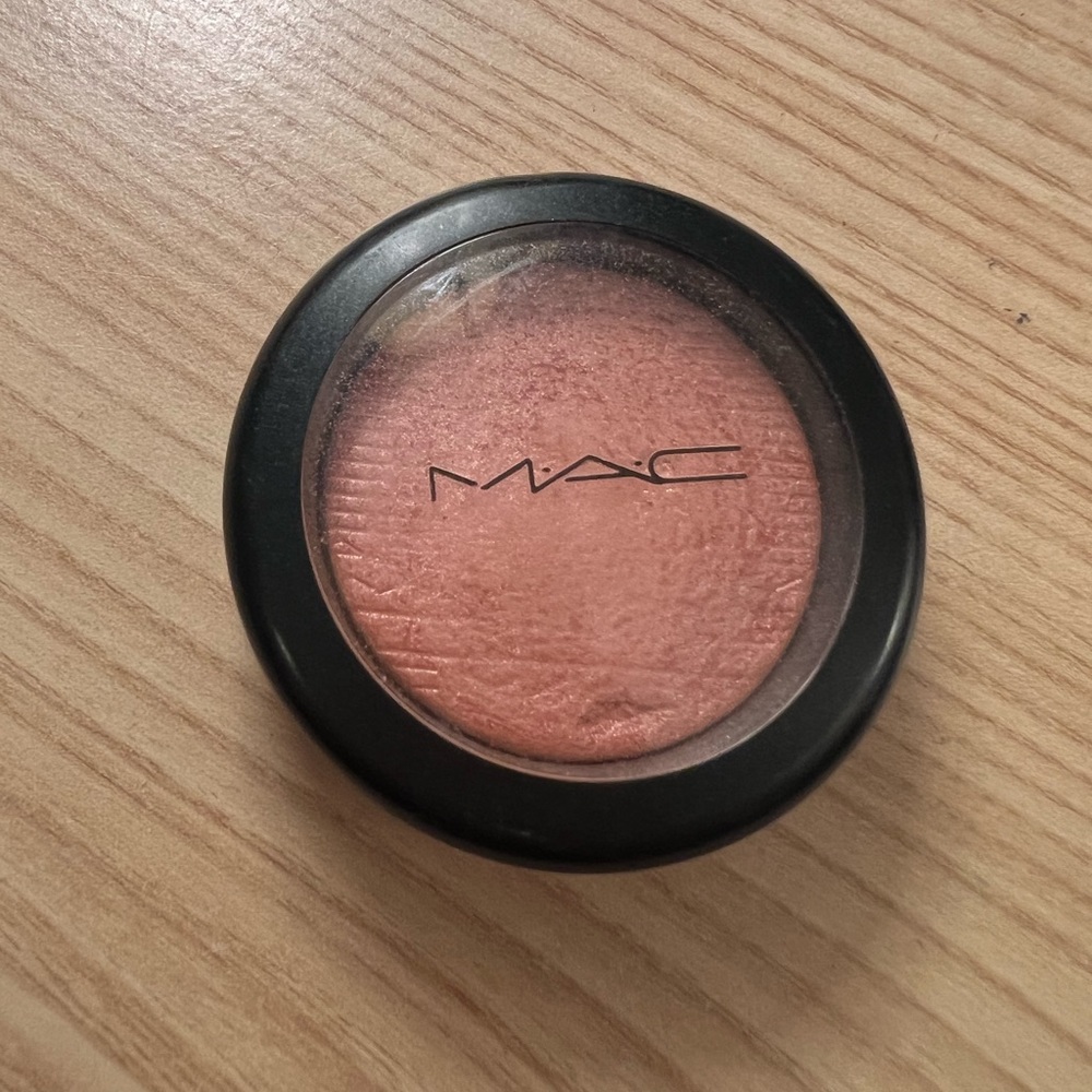 MAC Blush shade Fairly Precious